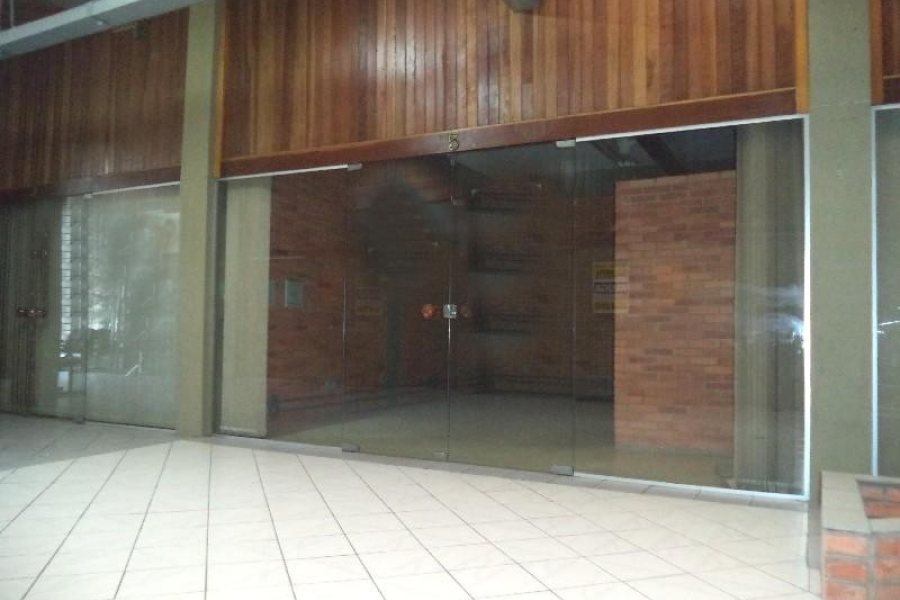 Loja com 30m², no bairro De Lazzer em Caxias do Sul para Alugar