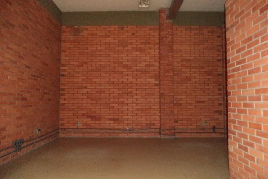 Loja com 30m², no bairro De Lazzer em Caxias do Sul para Alugar