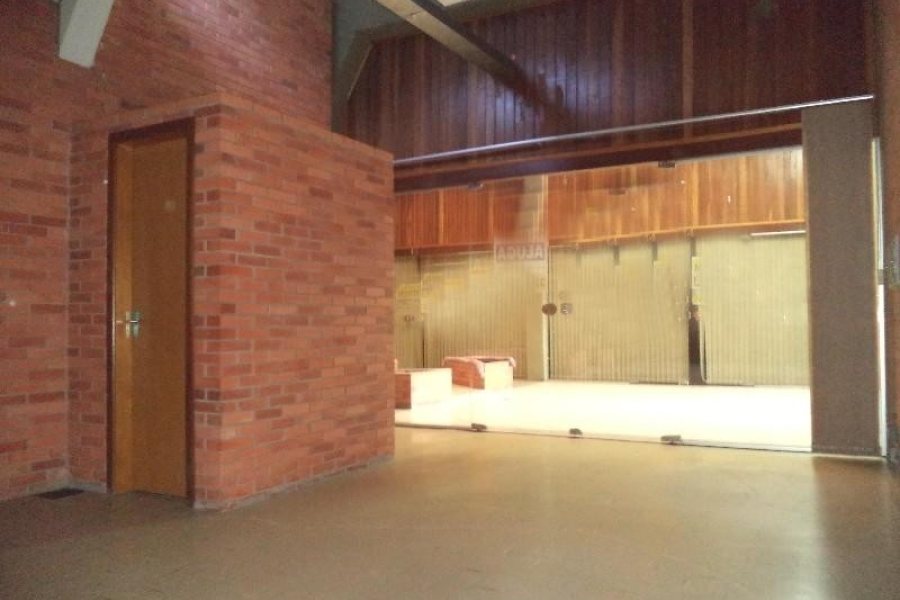 Loja com 30m², no bairro De Lazzer em Caxias do Sul para Alugar