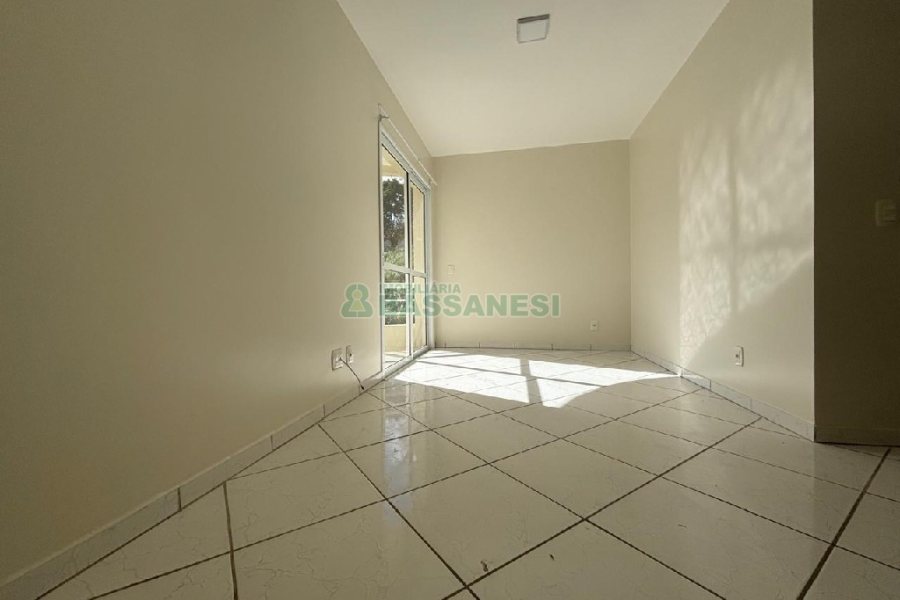 Apartamento com 68m², 2 dormitórios, 2 vagas, no bairro Vinhedos em Caxias do Sul para Alugar