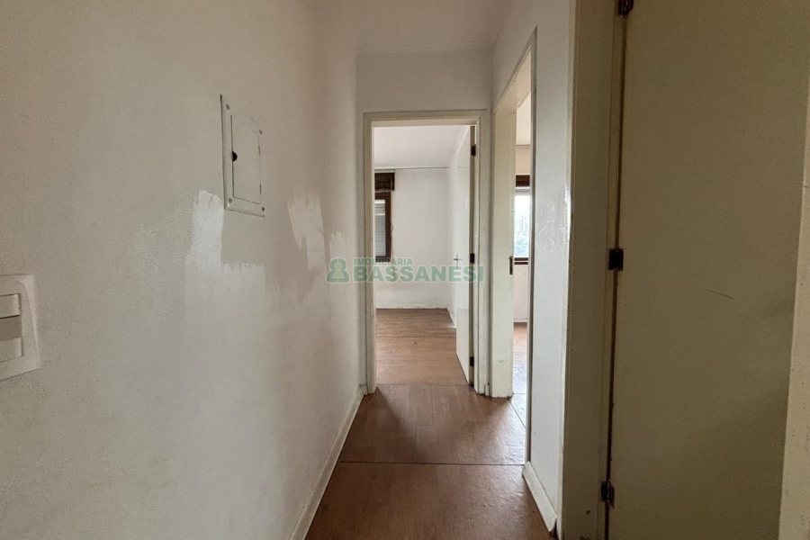 Apartamento com 102m², 2 dormitórios, 1 vaga, no bairro Marechal Floriano em Caxias do Sul para Comprar
