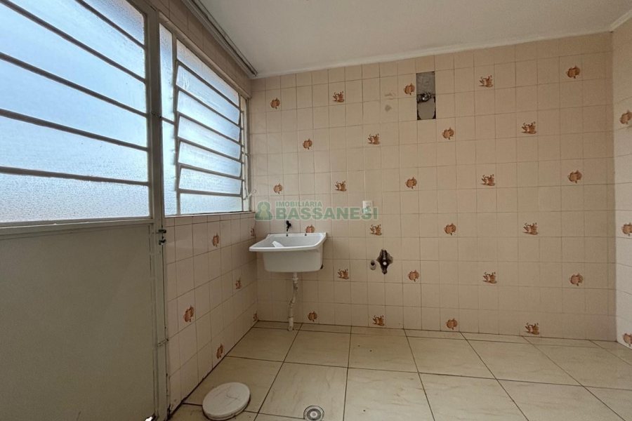 Apartamento com 102m², 2 dormitórios, 1 vaga, no bairro Marechal Floriano em Caxias do Sul para Comprar