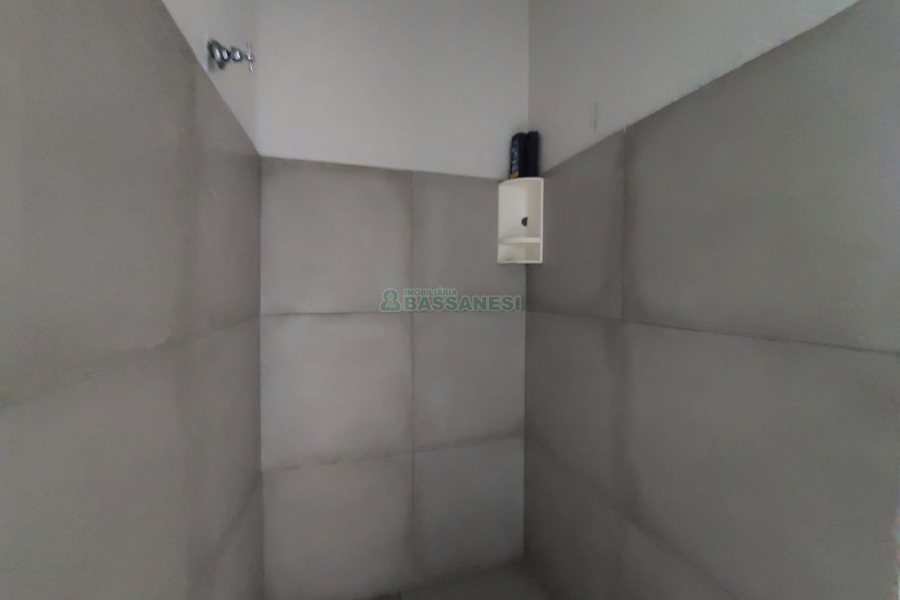 Predio com 784m², 1 vaga, no bairro Centro em Caxias do Sul para Alugar