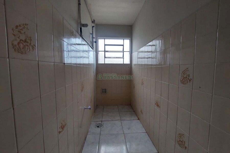 Predio com 784m², 1 vaga, no bairro Centro em Caxias do Sul para Alugar