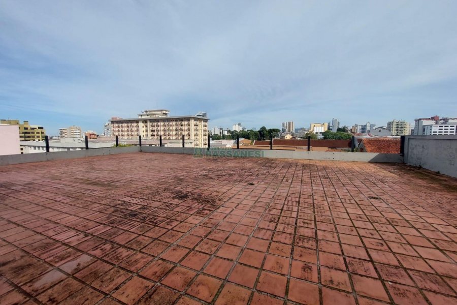 Predio com 784m², 1 vaga, no bairro Centro em Caxias do Sul para Alugar