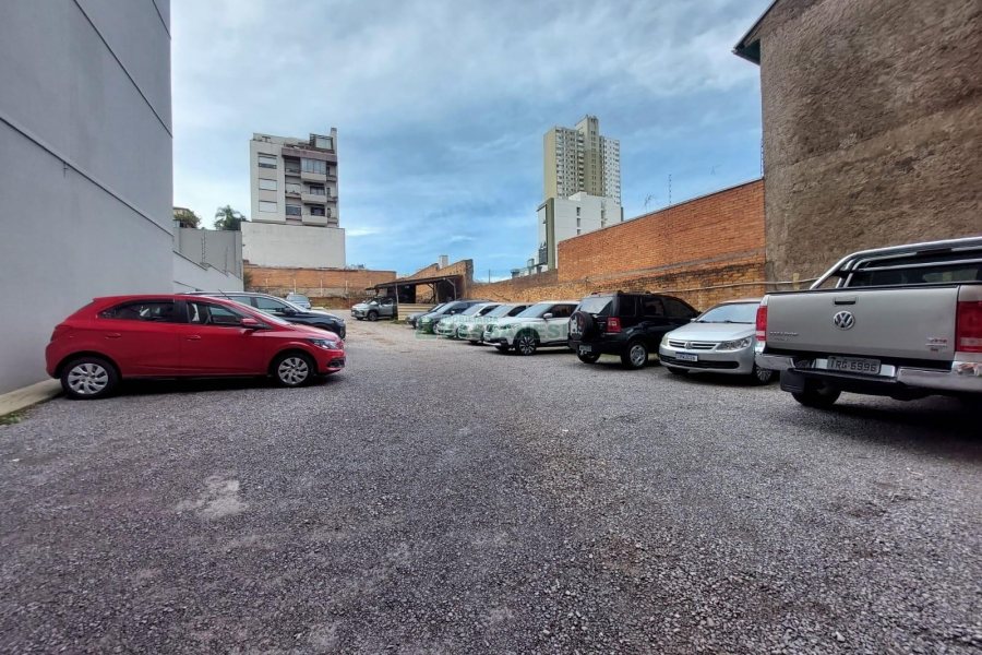 Predio com 784m², 1 vaga, no bairro Centro em Caxias do Sul para Alugar
