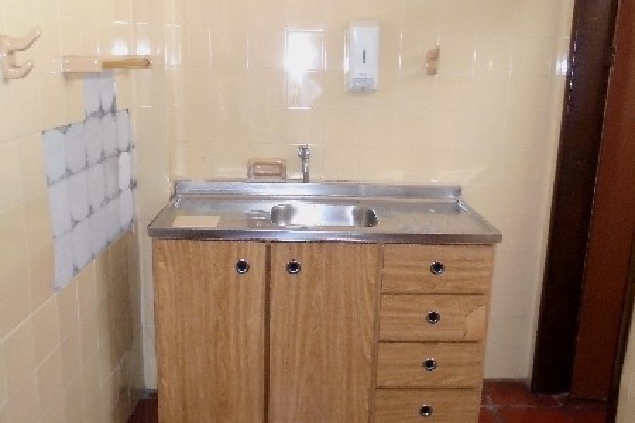 Loja com 130m², no bairro Santa Catarina em Caxias do Sul para Alugar