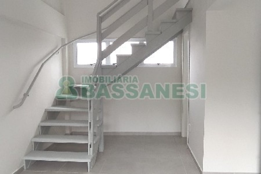 Sala com 41m², 1 vaga, no bairro Santa Catarina em Caxias do Sul para Alugar