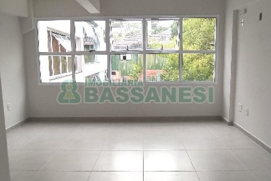 Sala com 41m², 1 vaga, no bairro Santa Catarina em Caxias do Sul para Alugar