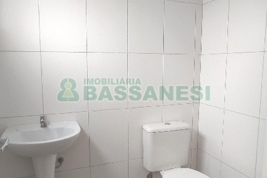 Sala com 41m², 1 vaga, no bairro Santa Catarina em Caxias do Sul para Alugar