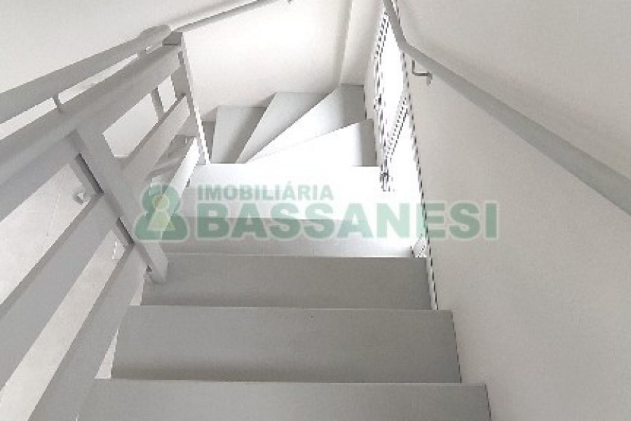 Sala com 41m², 1 vaga, no bairro Santa Catarina em Caxias do Sul para Alugar