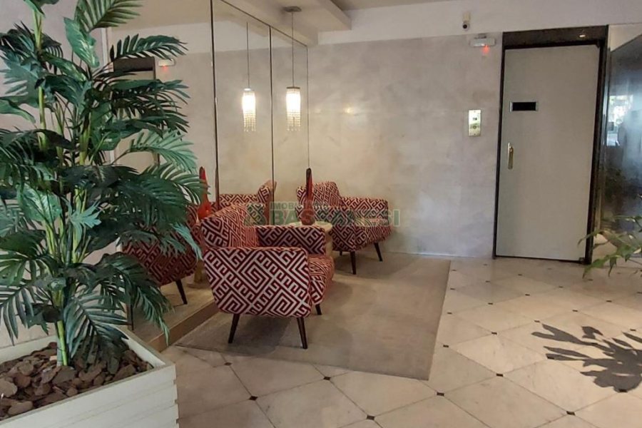 Apartamento com 305m², 4 dormitórios, no bairro Centro em Caxias do Sul para Comprar