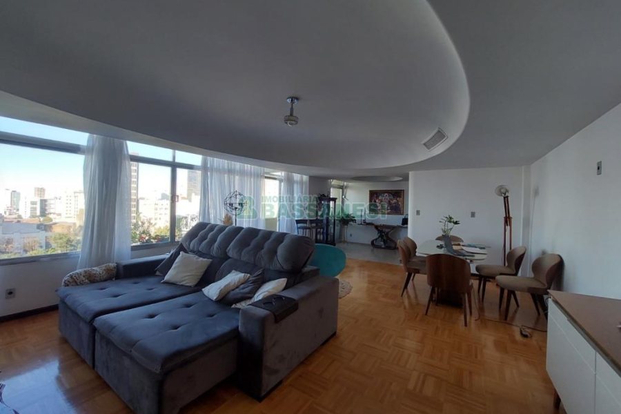 Apartamento com 305m², 4 dormitórios, no bairro Centro em Caxias do Sul para Comprar
