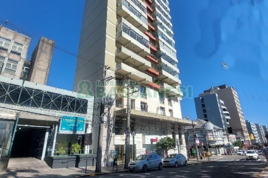 Apartamento com 270m², 4 dormitórios, no bairro Centro em Caxias do Sul para Alugar ou Comprar
