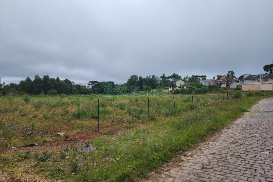 Terreno com 5929m², no bairro Bela Vista em Caxias do Sul para Comprar