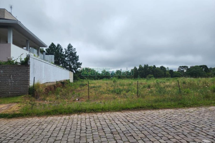 Terreno com 5929m², no bairro Bela Vista em Caxias do Sul para Comprar