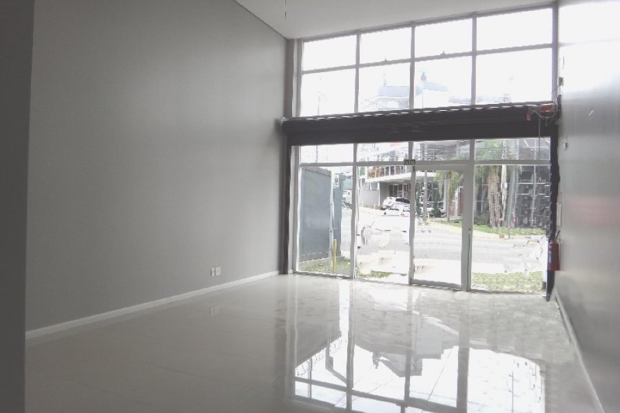 Loja com 60m², no bairro Sagrada Família em Caxias do Sul para Comprar