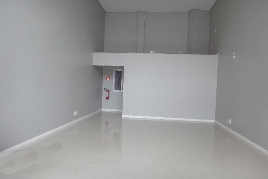 Loja com 60m², no bairro Sagrada Família em Caxias do Sul para Comprar