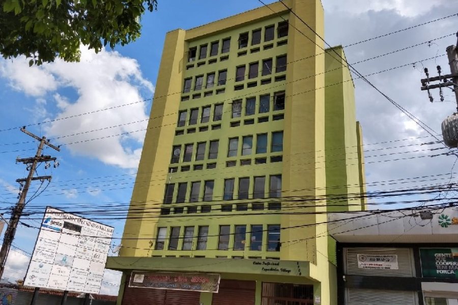Sala com 35m², no bairro Rio Branco em Caxias do Sul para Comprar