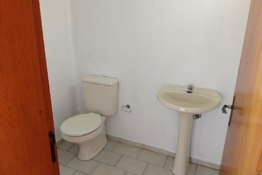 Sala com 35m², no bairro Rio Branco em Caxias do Sul para Comprar