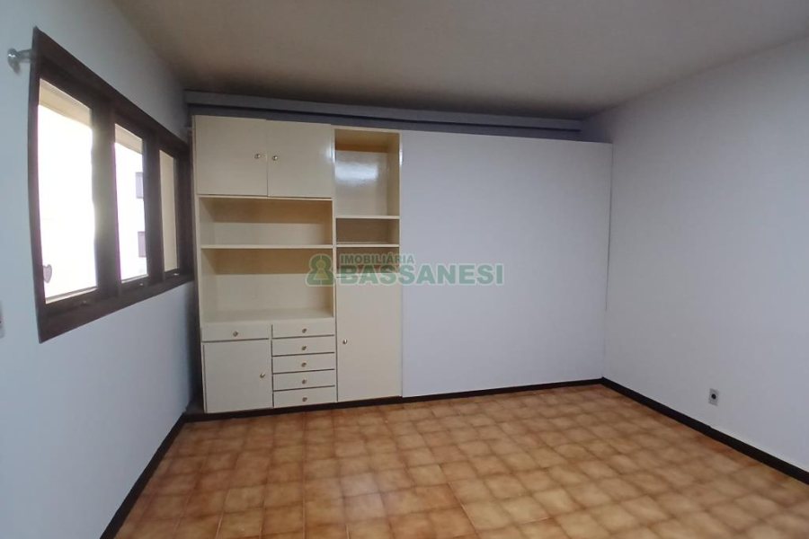 Apartamento com 194m², 3 dormitórios, 1 vaga, no bairro Lourdes em Caxias do Sul para Alugar ou Comprar