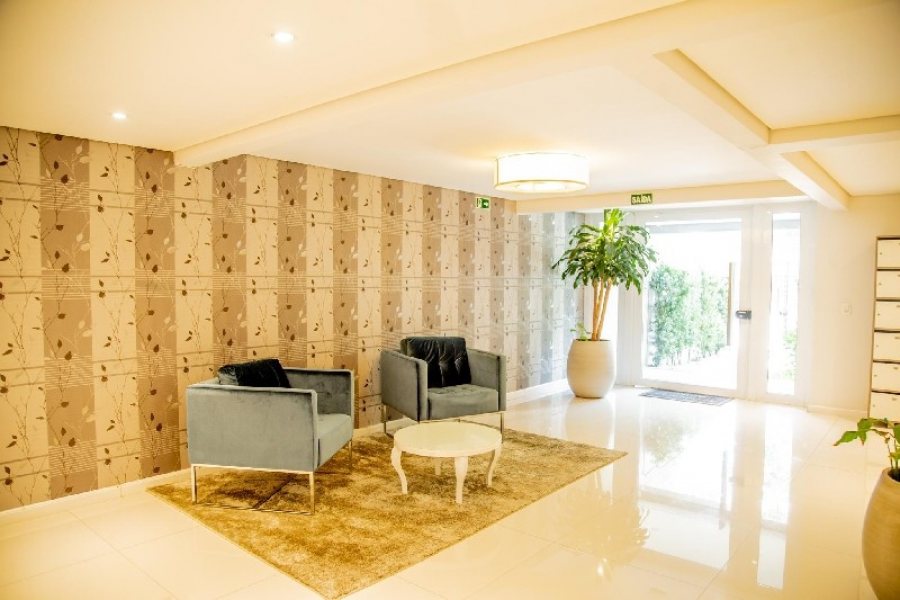 Apto Mobiliado com 64m², 2 dormitórios, 2 vagas, no bairro Petrópolis em Caxias do Sul para Alugar