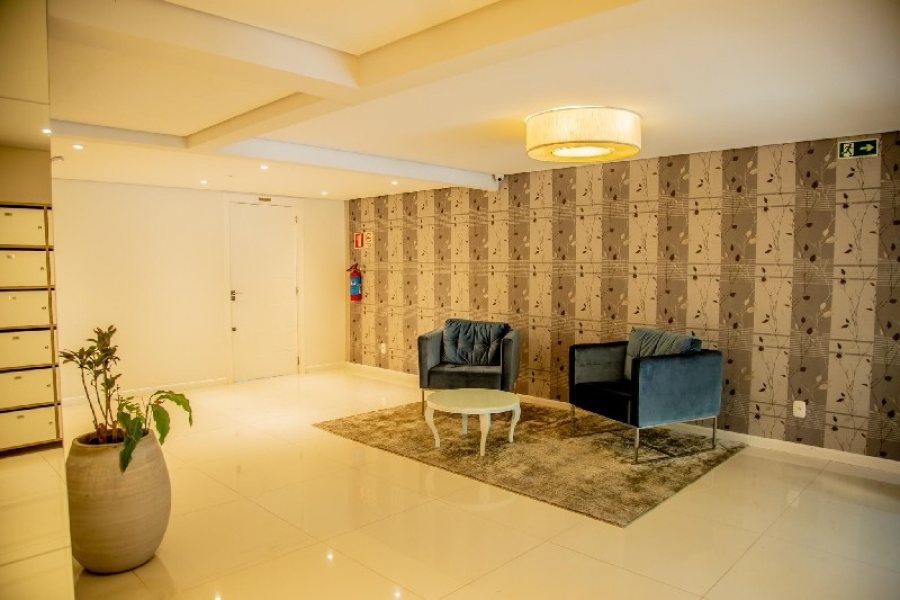 Apto Mobiliado com 64m², 2 dormitórios, 2 vagas, no bairro Petrópolis em Caxias do Sul para Alugar