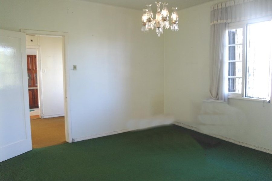 Casa Comercial com 400m², 4 dormitórios, 2 vagas, no bairro Centro em Caxias do Sul para Alugar