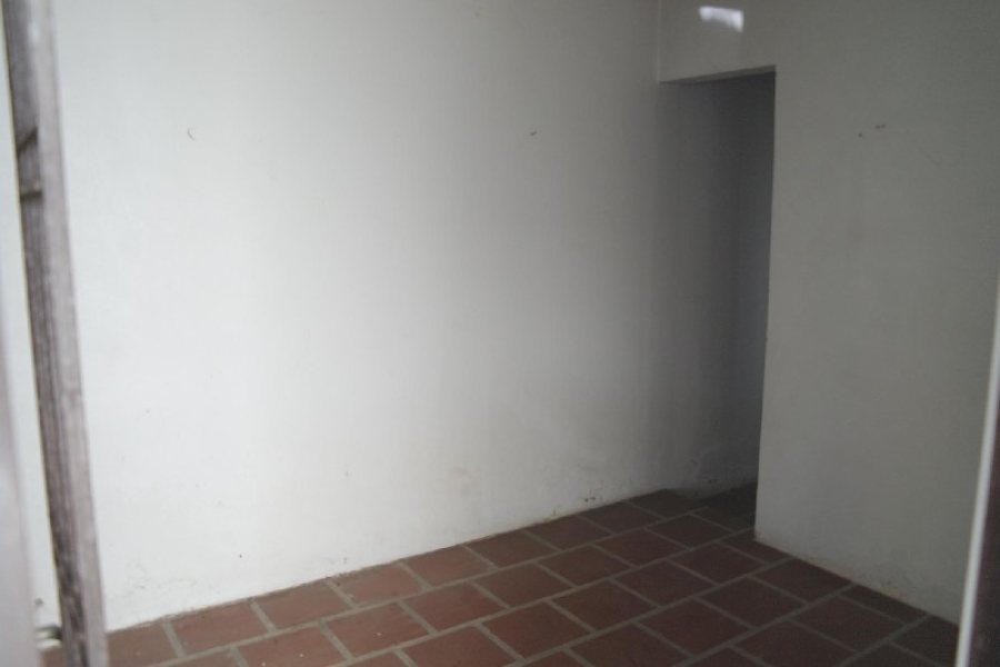 Casa Comercial com 400m², 4 dormitórios, 2 vagas, no bairro Centro em Caxias do Sul para Alugar