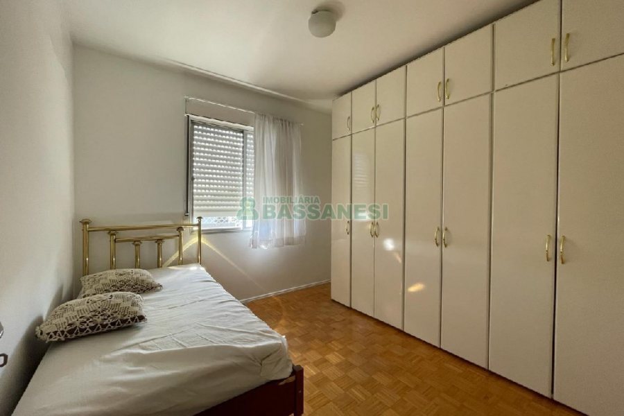 Apartamento com 68m², 2 dormitórios, 1 vaga, no bairro São Pelegrino em Caxias do Sul para Alugar ou Comprar