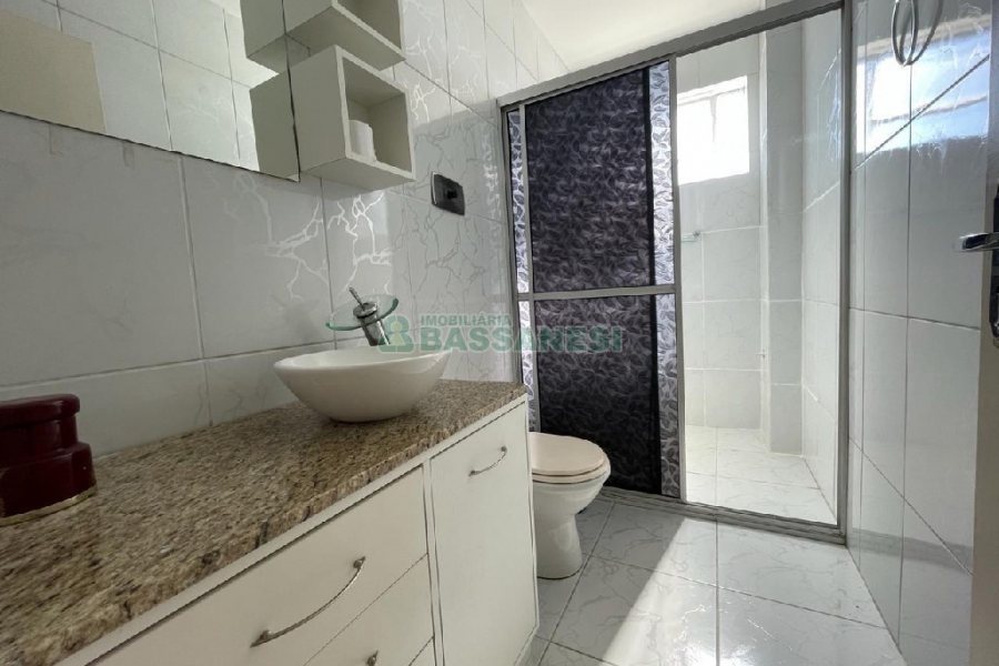 Apartamento com 68m², 2 dormitórios, 1 vaga, no bairro São Pelegrino em Caxias do Sul para Alugar ou Comprar