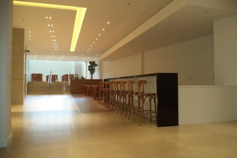 Sala com 46m², 1 vaga, no bairro São Pelegrino em Caxias do Sul para Comprar