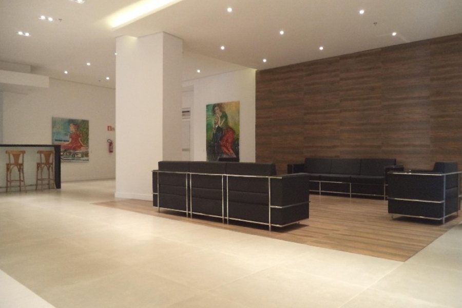 Sala com 46m², 1 vaga, no bairro São Pelegrino em Caxias do Sul para Comprar