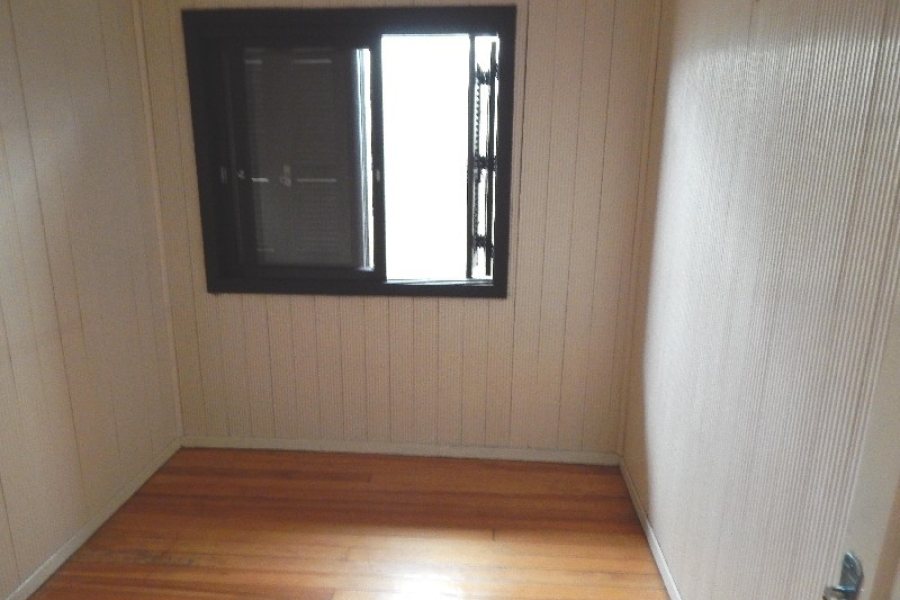 Casa com 265m², 4 dormitórios, 1 vaga, no bairro Panazzolo em Caxias do Sul para Comprar
