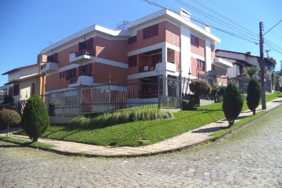 Apartamento com 164m², 3 dormitórios, 2 vagas, no bairro Cinqüentenário em Caxias do Sul para Comprar