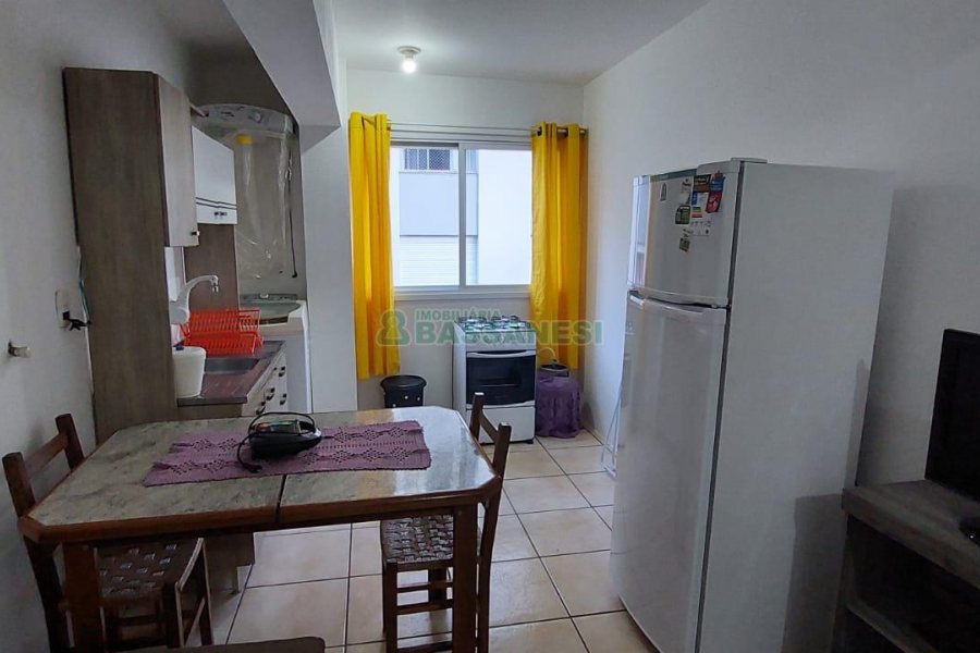 Apto Mobiliado com 42m², 1 dormitório, no bairro Lourdes em Caxias do Sul para Alugar