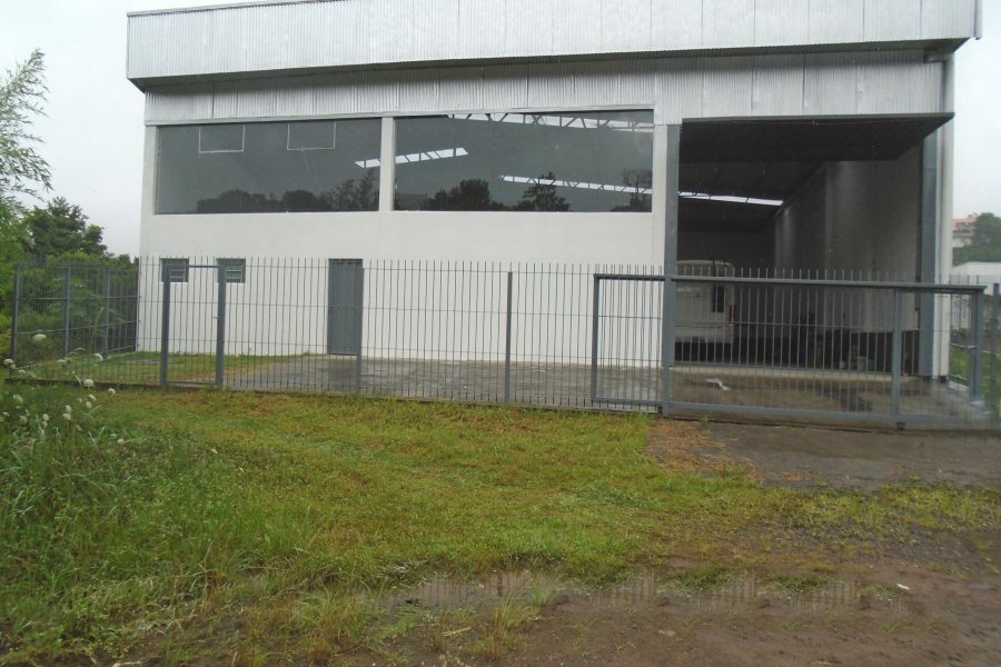 Pavilhão com 524m², no bairro Marechal Floriano em Caxias do Sul para Alugar
