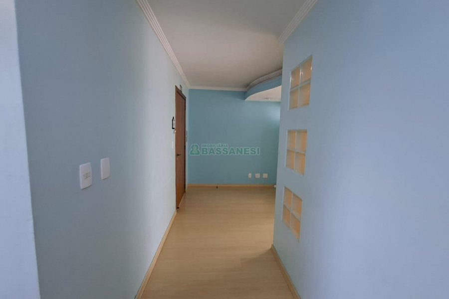 Sala com 60m², no bairro Centro em Caxias do Sul para Alugar