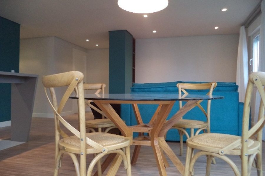 Apartamento com 90m², 2 dormitórios, 1 vaga, no bairro Centro em Caxias do Sul para Comprar