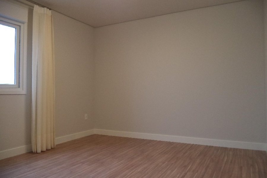 Apartamento com 90m², 2 dormitórios, 1 vaga, no bairro Centro em Caxias do Sul para Comprar