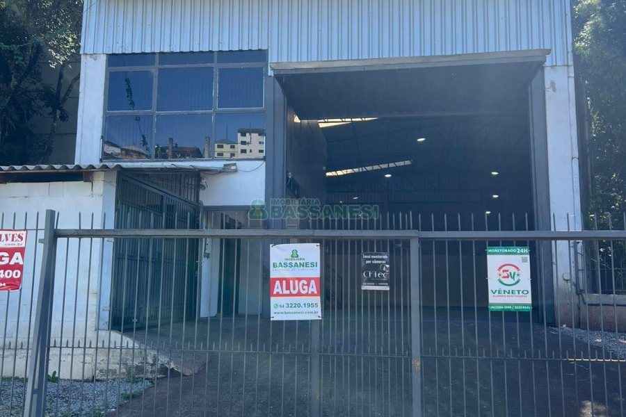 Pavilhão com 390m², no bairro Marechal Floriano em Caxias do Sul para Alugar