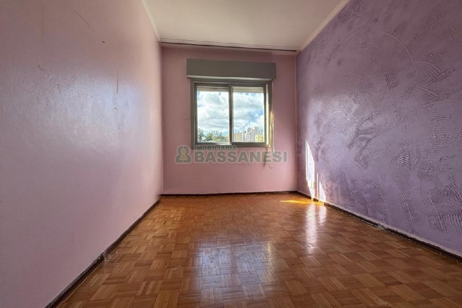 Apartamento com 82m², 2 dormitórios, 1 vaga, no bairro Medianeira em Caxias do Sul para Alugar