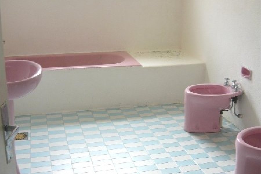 Casa Comercial com 500m², 5 dormitórios, 1 vaga, no bairro Centro em Caxias do Sul para Comprar