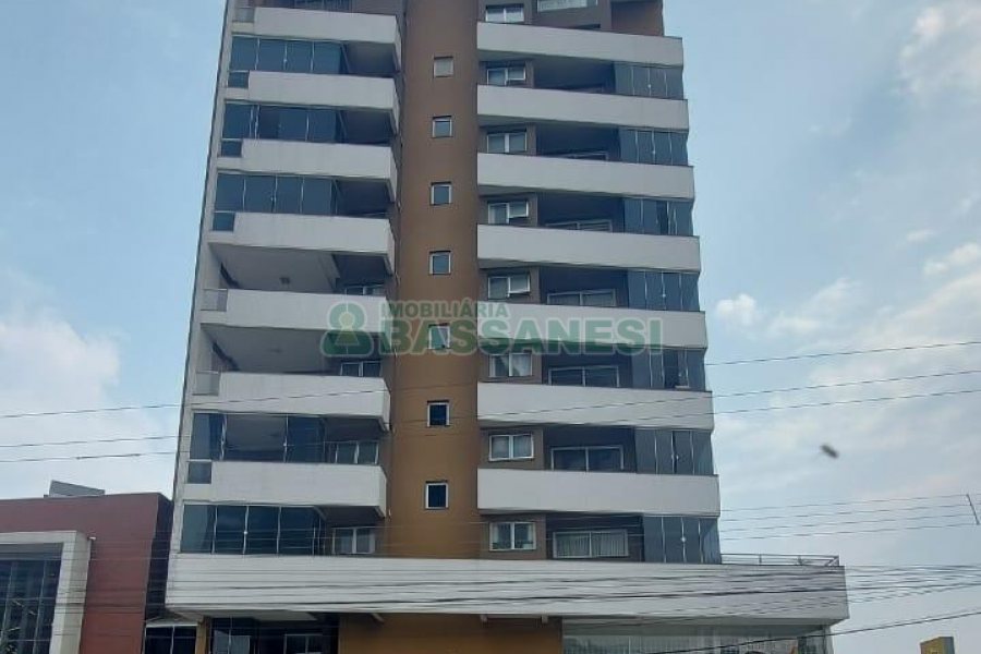 Apartamento com 105m², 3 dormitórios, 2 vagas, no bairro Sagrada Família em Caxias do Sul para Alugar
