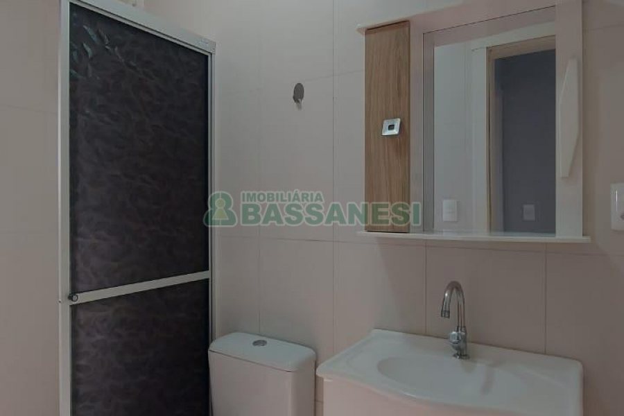 Apartamento com 105m², 3 dormitórios, 2 vagas, no bairro Sagrada Família em Caxias do Sul para Alugar
