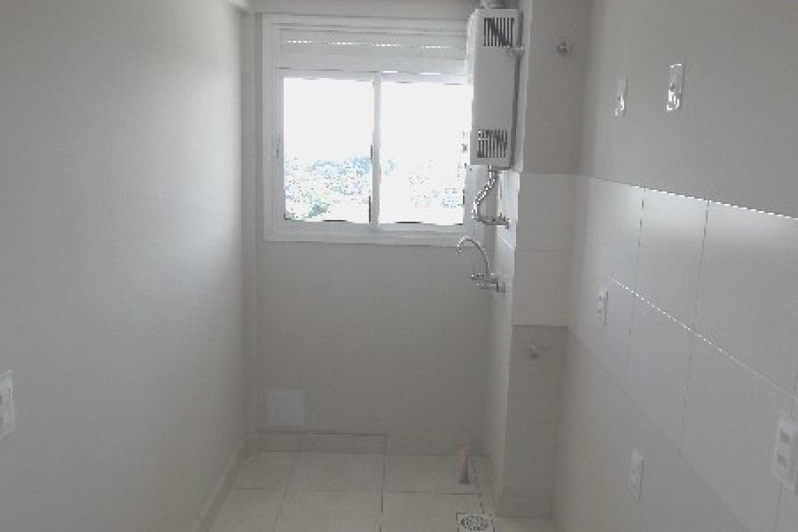 Apartamento com 55m², 2 dormitórios, 1 vaga, no bairro Petrópolis em Caxias do Sul para Comprar