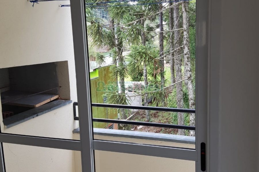 Apartamento com 54m², 2 dormitórios, 1 vaga, no bairro De Zorzi em Caxias do Sul para Comprar