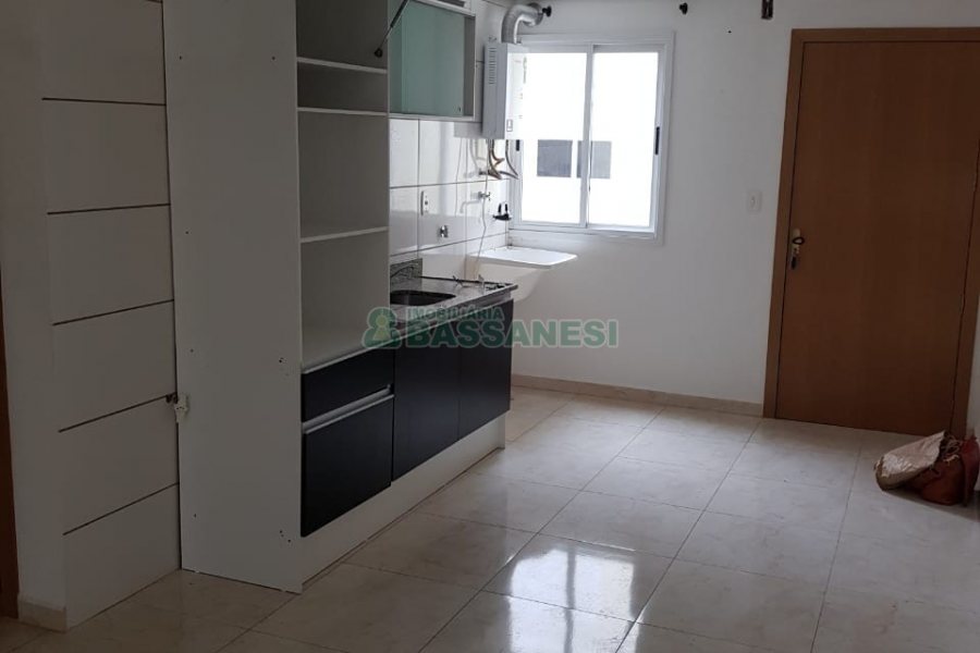 Apartamento com 54m², 2 dormitórios, 1 vaga, no bairro De Zorzi em Caxias do Sul para Comprar