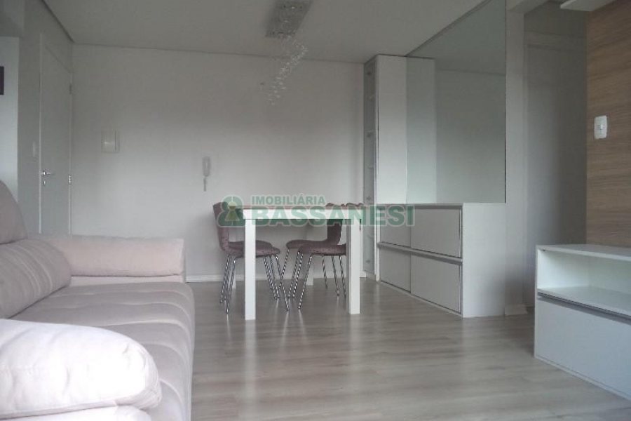 Apto Mobiliado com 75m², 2 dormitórios, 2 vagas, no bairro Cinqüentenário em Caxias do Sul para Comprar