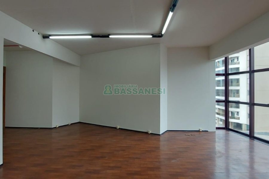 Sala com 50m², no bairro São Pelegrino em Caxias do Sul para Alugar